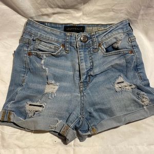 00 aero Jean shorts